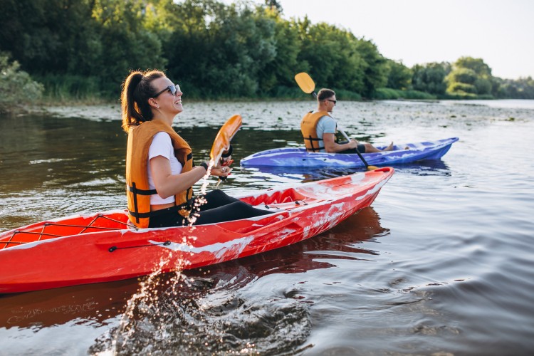 Feel Great This Summer in Guildford: Sports, Sunshine & Spinal Health